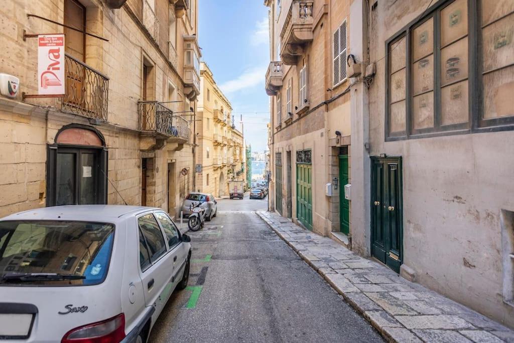 City Penthouse With Roof Terrace And Sea Views Valletta Exteriér fotografie